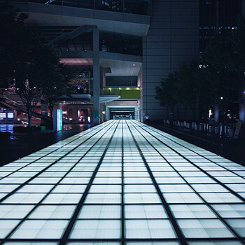 Polskie marki produkujące meble ze zdrowych materiałów — przegląd